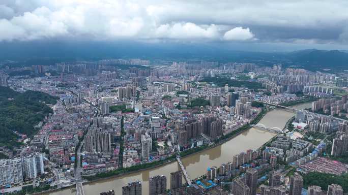 5K航拍湖南浏阳市区城市全景