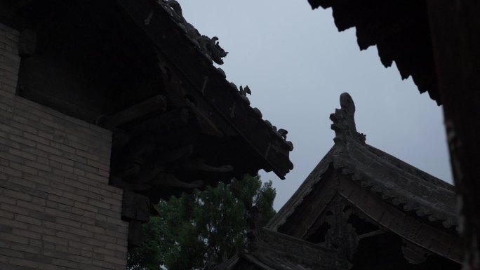 阴雨天的山西晋中资寿寺古寺院