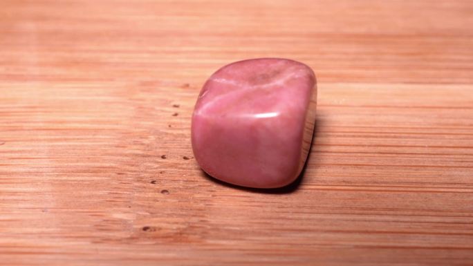 蔷薇石矿石 (3)