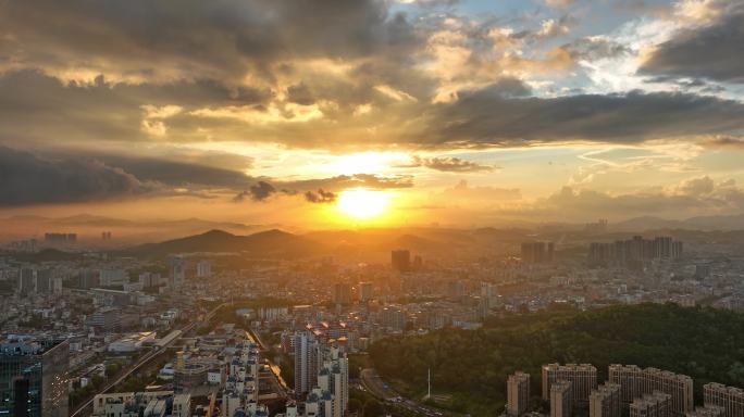 城市日出航拍