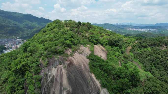 户外爬山大山