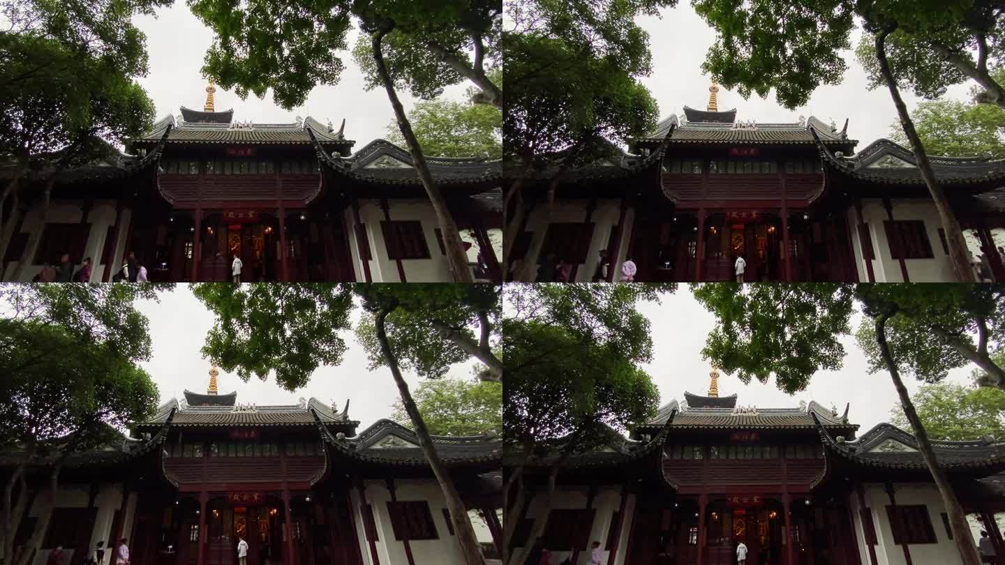 梅雨季节的苏州寒山寺