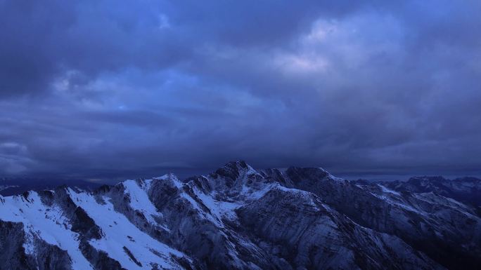 雪山