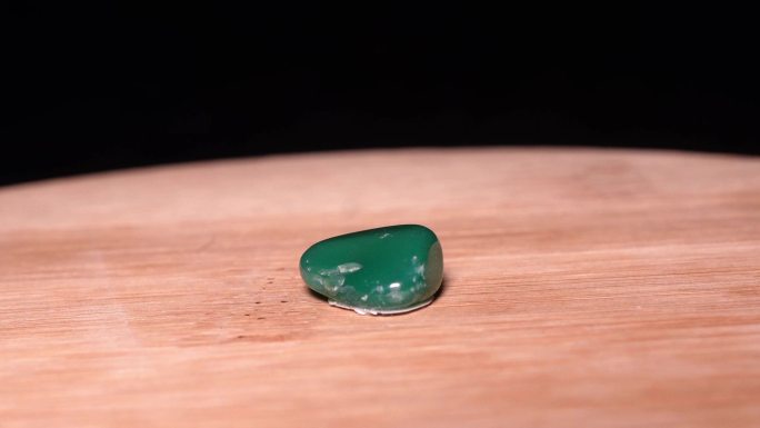 绿玛瑙矿石 (4)