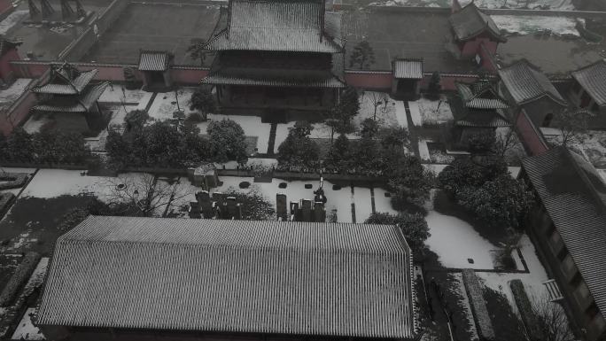 雪中池神庙