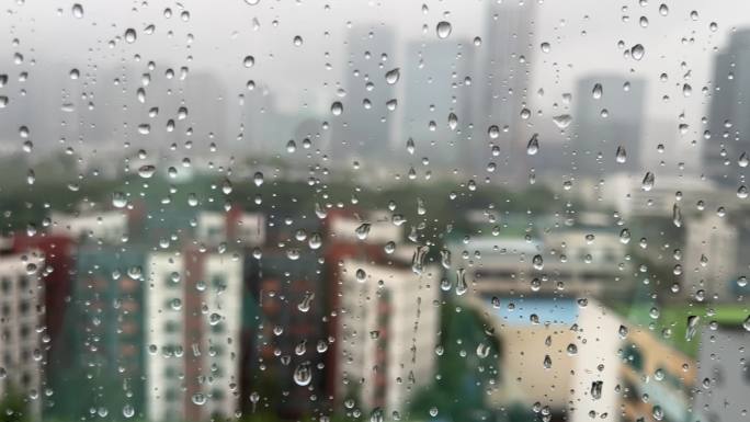 雨天商业中心科技园烟雨蒙蒙