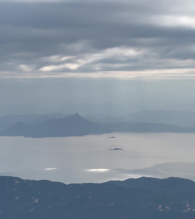 深圳七姑娘山山顶风貌