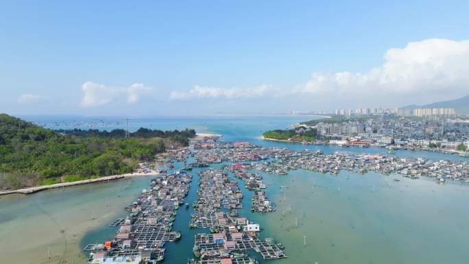 航拍海南陵水新村海上渔村