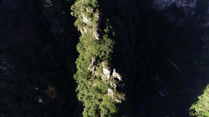 宜章莽山国家森林公园将军岩瀑布