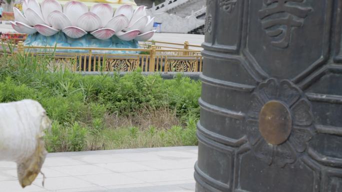 撞钟 古钟 钟 金钟 太平钟 寺庙撞钟