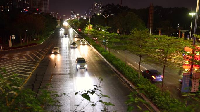 夜晚佛山交通桂澜北路车流行人天桥