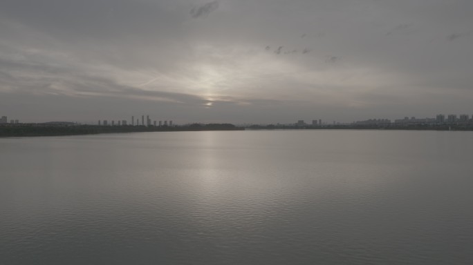 武汉藏龙岛汤逊湖杨桥湖日落夕阳晚霞航拍