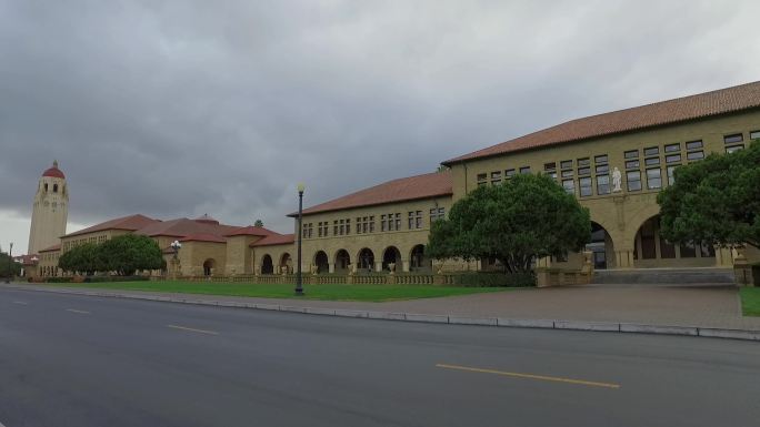 美国旧金山斯坦福大学-雨后主楼