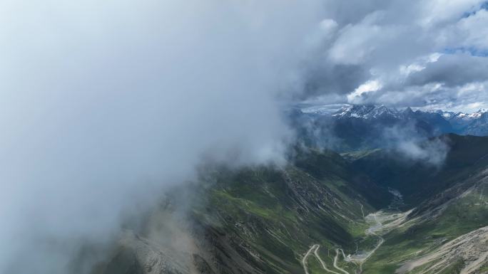 航拍川西巴朗山垭口熊猫王国之巅云海旅游