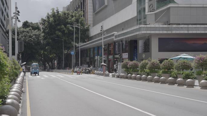 深圳华强北商业街马路