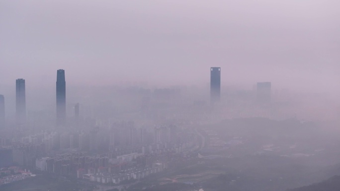 4K航拍广西南宁城市雾霾美景