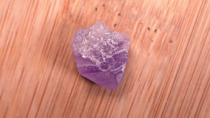 紫晶牙紫水晶矿石 (2)