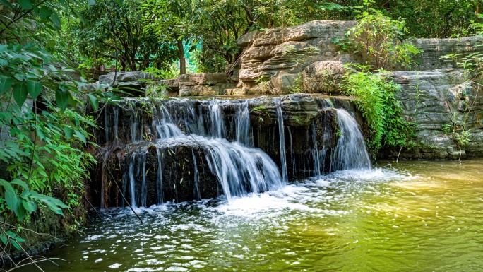 夏日里的小瀑布延时