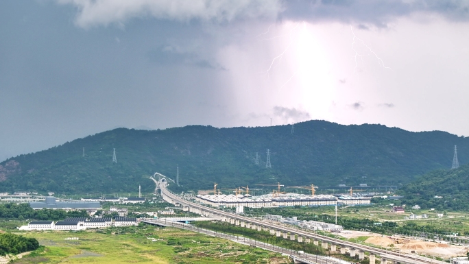 台州强对流天气乌云闪电航拍