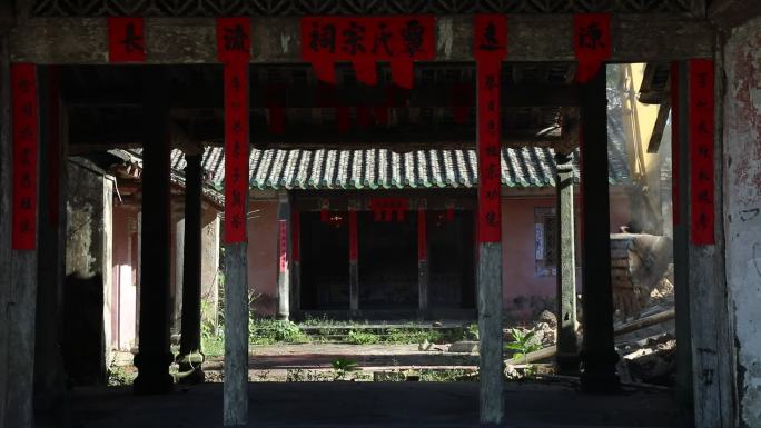 野蛮拆除明清风格古建筑宗祠2