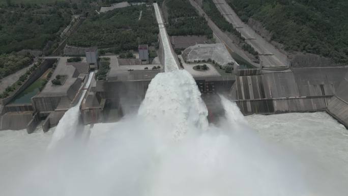 小浪底 调水 水利 黄河枢纽 排水 大坝