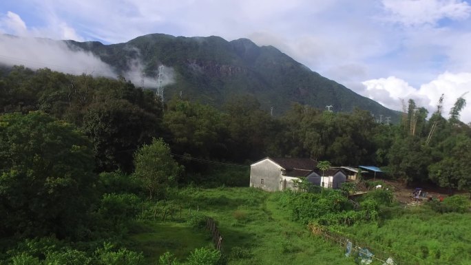 大南山山脚下