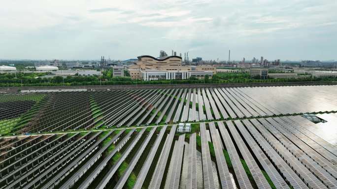 航拍杭州萧山区围垦工业农业光伏发电站