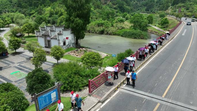 最新沙洲提质改造后最新人流素材