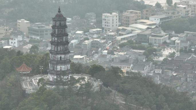 中国广东省江门市新会区会城镇茶坑凌云塔