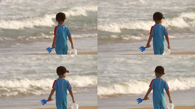 海边玩耍的小朋友