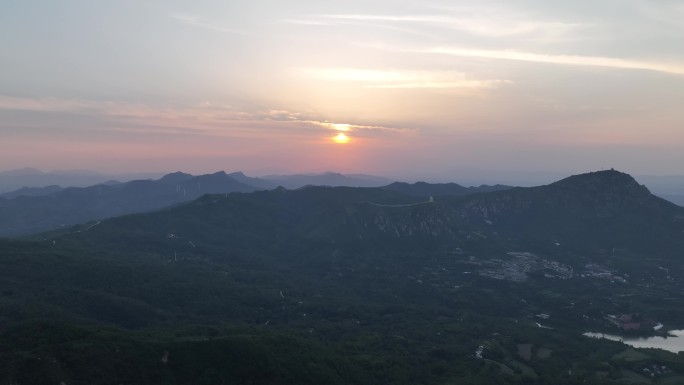 大山日出日落夕阳晚霞航拍