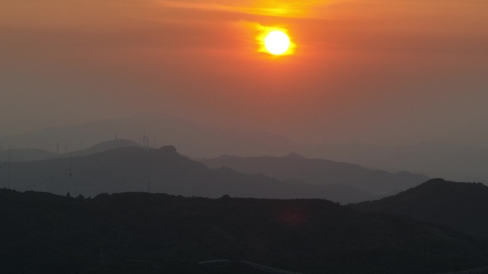 大山日出日落夕阳晚霞航拍