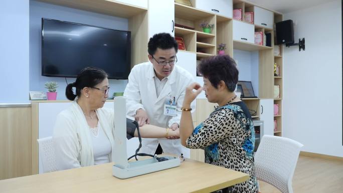 患者教育 测量血压 科普健康