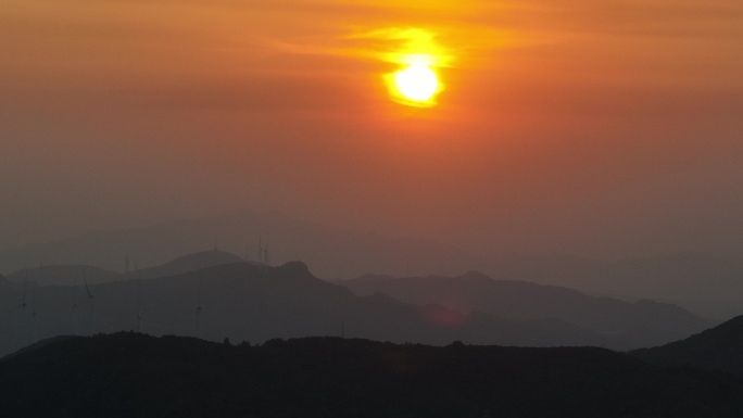 大山日出日落夕阳晚霞航拍