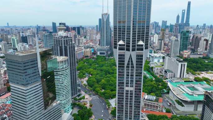 上海市黄浦区外滩陆家嘴明天广场高楼大厦延