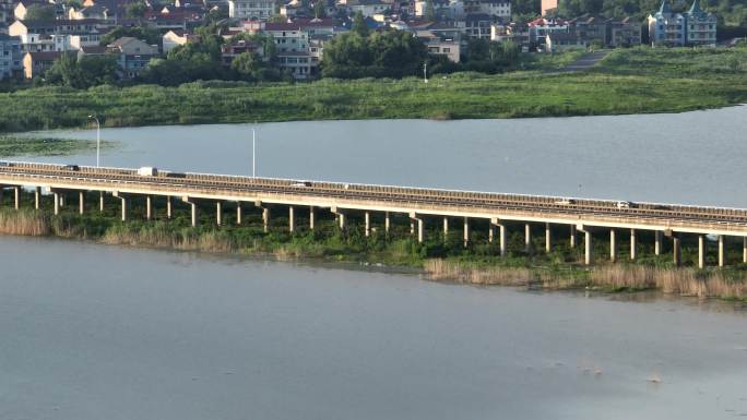 浙江绍兴诸暨高速公路水面湖面实拍原素材