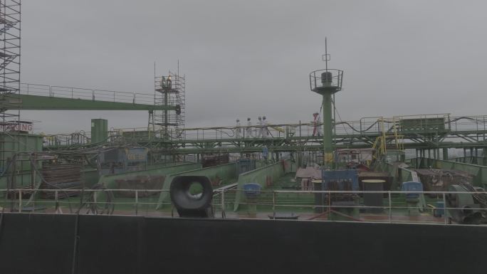 轮船航拍修船造船造船厂港口重工业