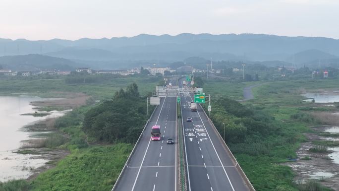 航拍浙江绍兴诸暨绍诸高速公路电子监控测速