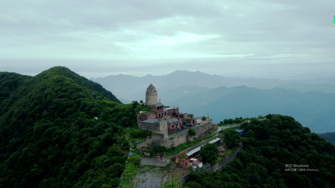 美丽乡村青山绿水-东华山-航拍-道教道观