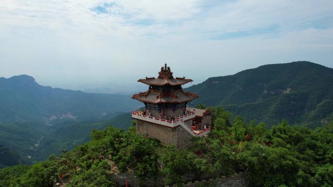 4k航拍山西临汾云丘山景区玉皇顶