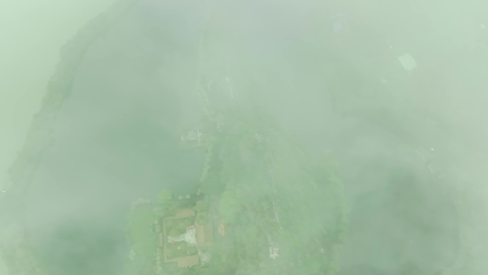 云雾七星岩航拍