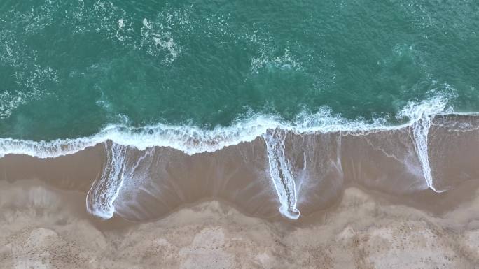 沙滩海浪