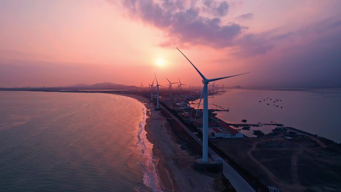 4k中国最美海岸线山东荣成环海路海滩风车