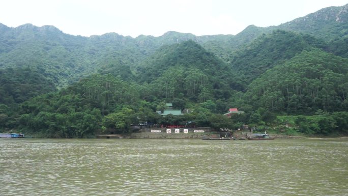 广东清远飞来寺