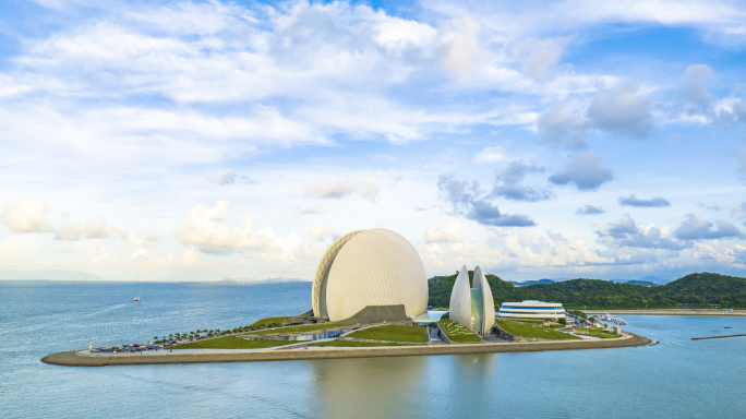 珠海大剧院日月贝蓝天延时01