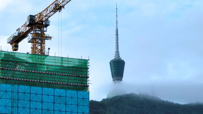 建设中的深圳-梧桐山电视塔