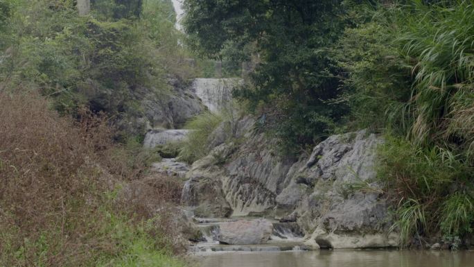 水乡村河流小溪水质改善瀑布森林溪流风景