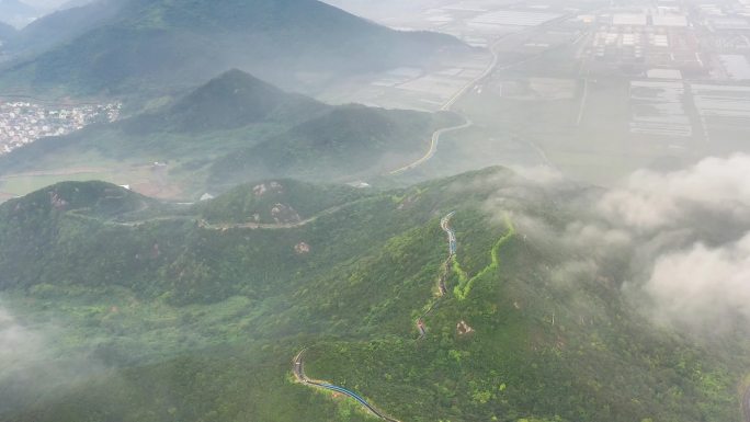 航拍东海半边山群山云雾美景