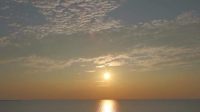 黄昏 落日 夕阳 云层