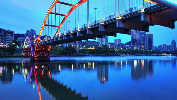 航拍杭州市建德市新安江镇夜景